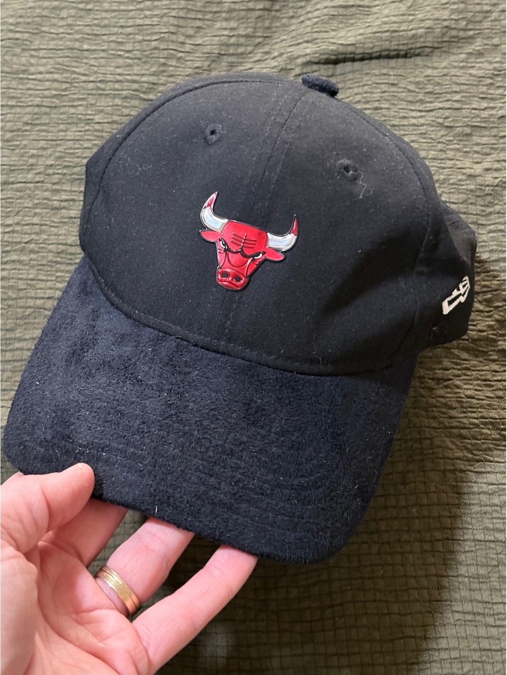 New Era 9TWENTY Chicago Bulls Black Adjustable Baseball Cap